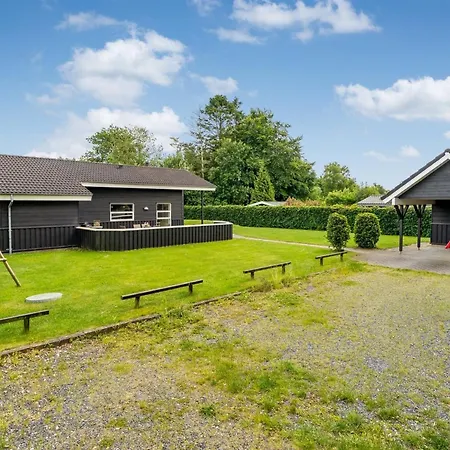 Karstina - 1km From The Sea By Interhome Feriehus *
